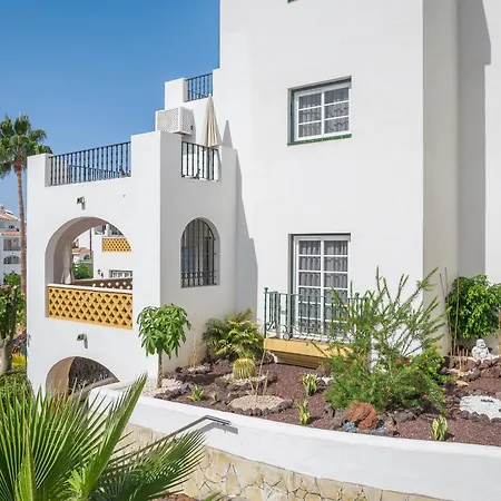 Sunset Harbour Club 4*