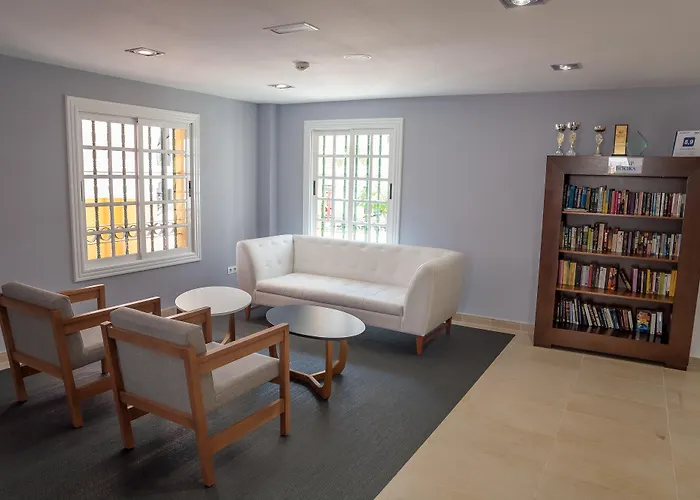 公寓式酒店 日落港俱乐部钻石度假公寓 阿德耶