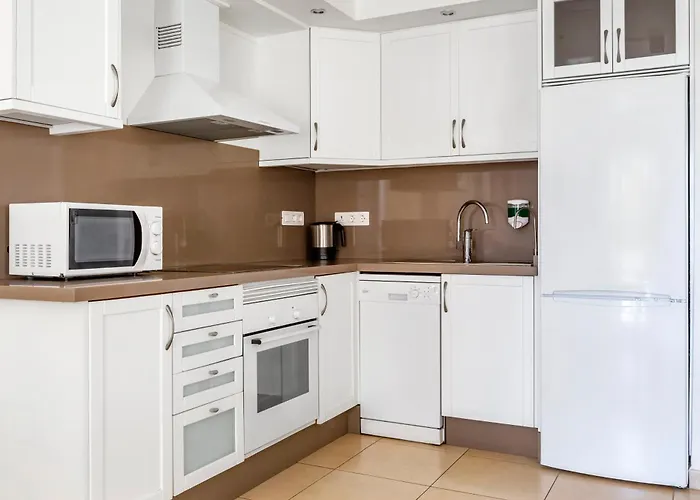 日落港俱乐部钻石度假公寓 阿德耶