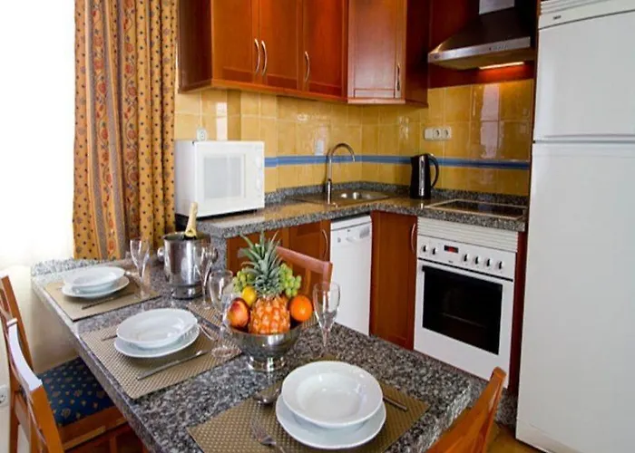 日落港俱乐部钻石度假公寓 4*