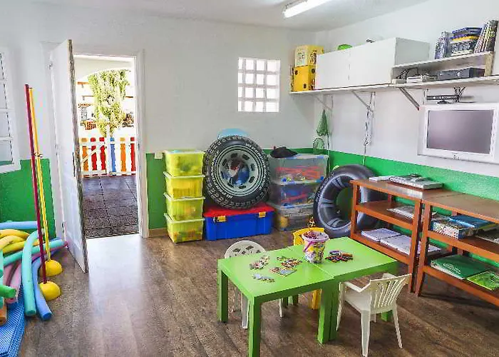 日落港俱乐部钻石度假公寓 公寓式酒店 阿德耶