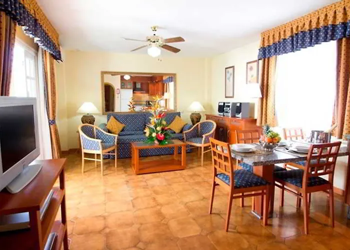 日落港俱乐部钻石度假公寓