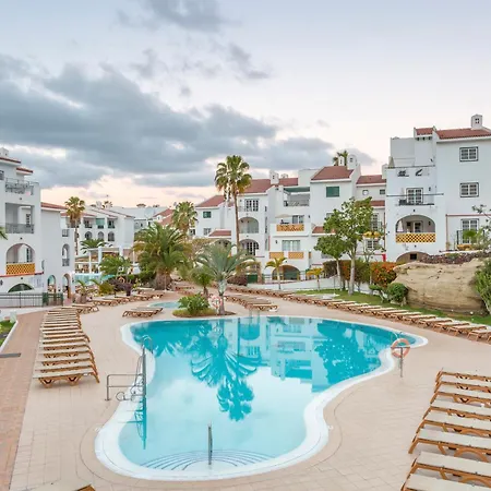 Sunset Harbour Club אדחה