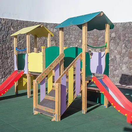 מלון דירות Sunset Harbour Club 4*