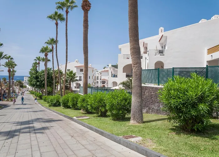 Sunset Harbour Club Апарт-отель Адехе