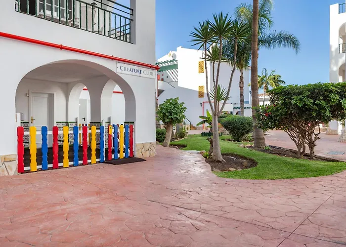 Sunset Harbour Club 4* Адехе