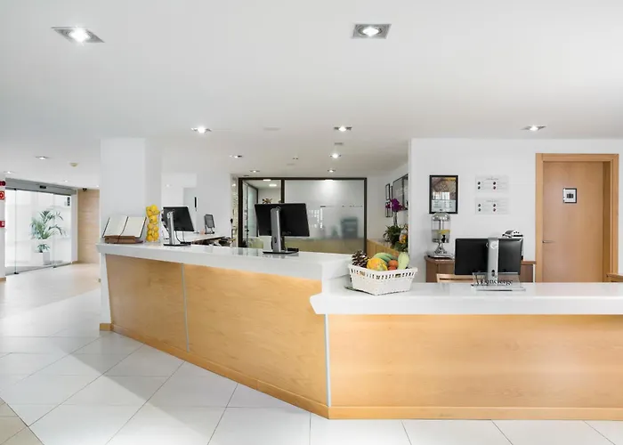 Sunset Harbour Club Апарт-отель 4*