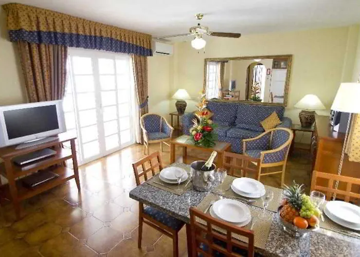 Sunset Harbour Club Апарт-отель