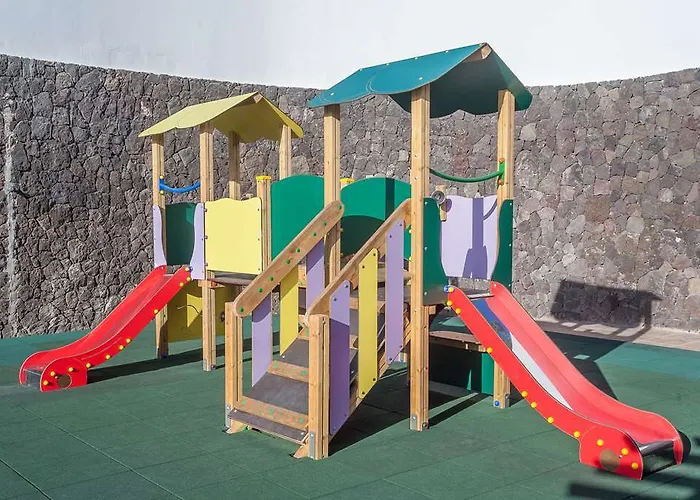 Апарт-отель Sunset Harbour Club 4*