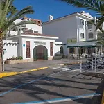 Sunset Harbour Club Aparthotel 4*