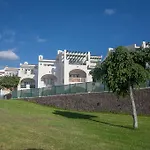 Sunset Harbour Club Aparthotel 4*