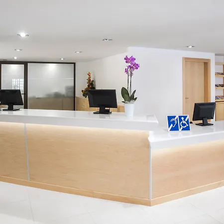 Apartahotel Sunset Harbour Club 4*