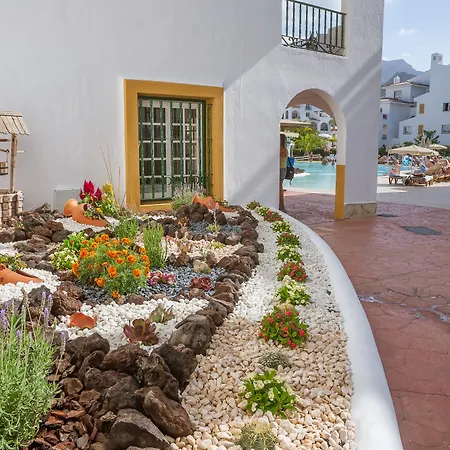 Sunset Harbour Club 4* Адехе