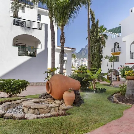 Sunset Harbour Club 4*
