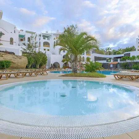 Sunset Harbour Club Apartahotel