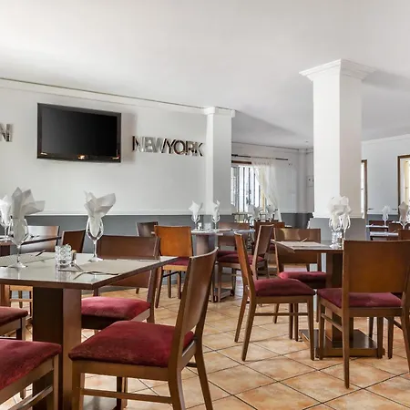Sunset Harbour Club Apartahotel 4*
