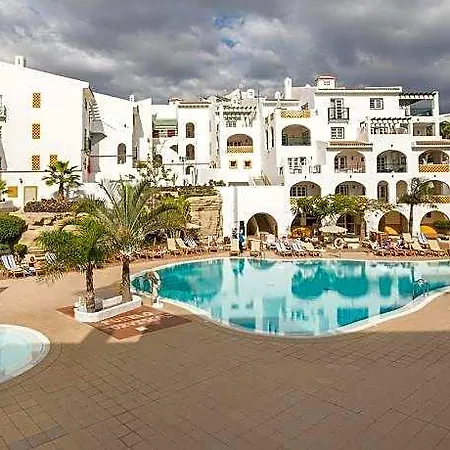 מלון דירות Sunset Harbour Club אדחה
