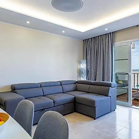 Sunset Harbour Club מלון דירות 4*