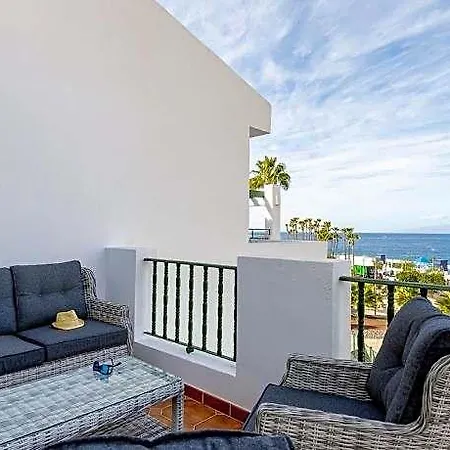 Sunset Harbour Club מלון דירות 4*