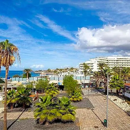 מלון דירות Sunset Harbour Club