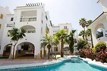 Ξενοδοχείο με διαμερίσματα Sunset Harbour Club 4*