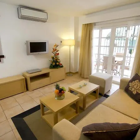 Ξενοδοχείο με διαμερίσματα Sunset Harbour Club Costa Adeje (Tenerife)