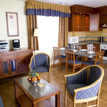 Ξενοδοχείο με διαμερίσματα Sunset Harbour Club Costa Adeje (Tenerife)