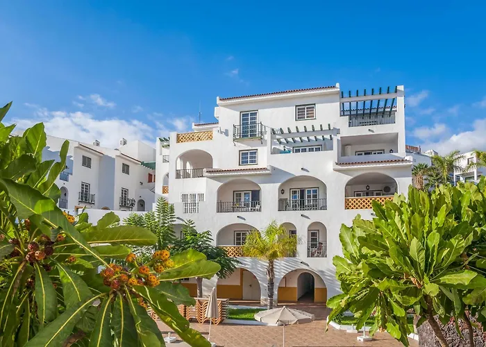 Sunset Harbour Club 4*